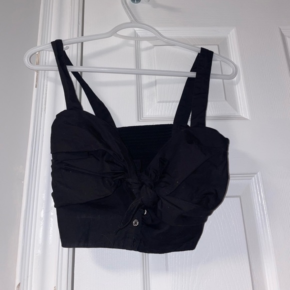 Cropped black cute shirt - Picture 1 of 2